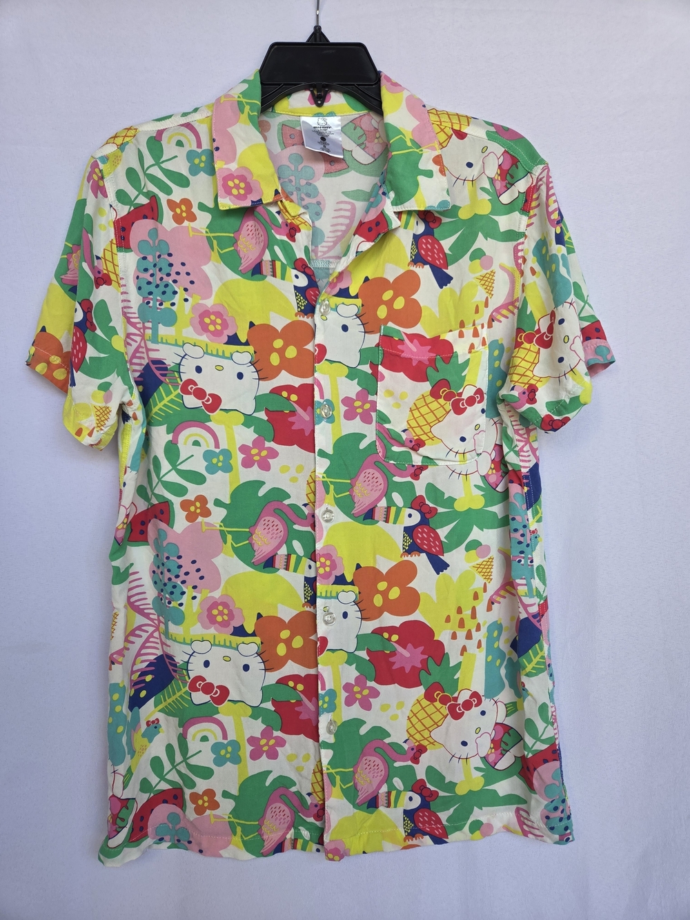 Hello Kitty Multicolor Short-Sleeve Button-Up Shirt - Vibrant Floral Print